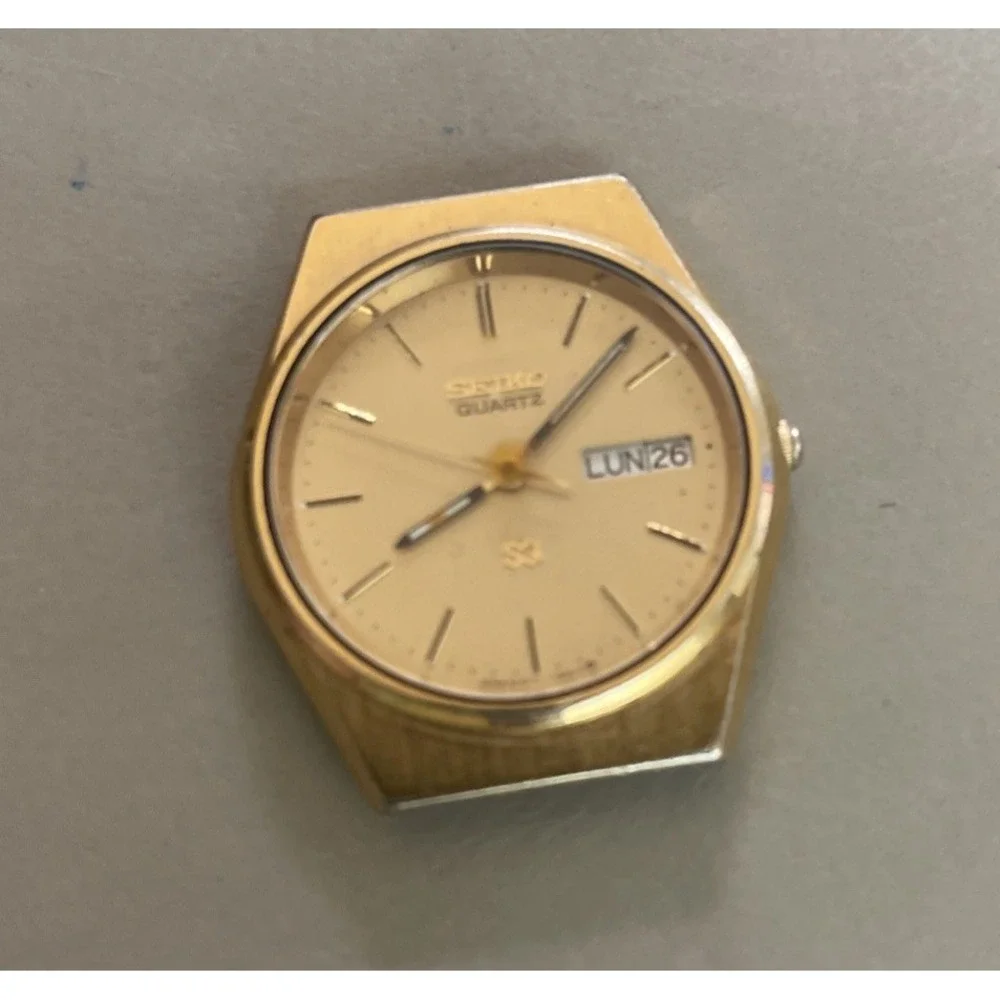 Vintage Seiko SQ Men's Wristwatch 8123-7240 Day Date *Needs‎ Battery & Pins*